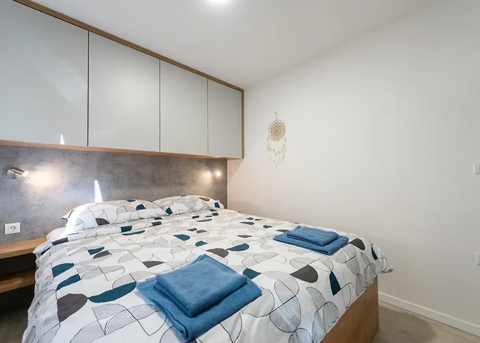 Κάμπινγκ Luxury Mobile Himalaja, Oaza Mira, Drage